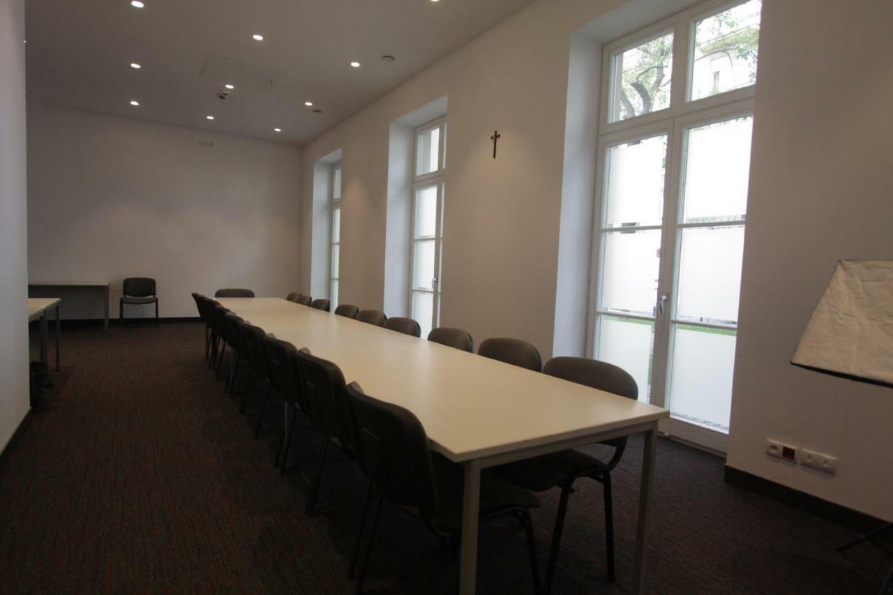 Dom Pomocy Studentom Hostel Warsaw Luaran gambar