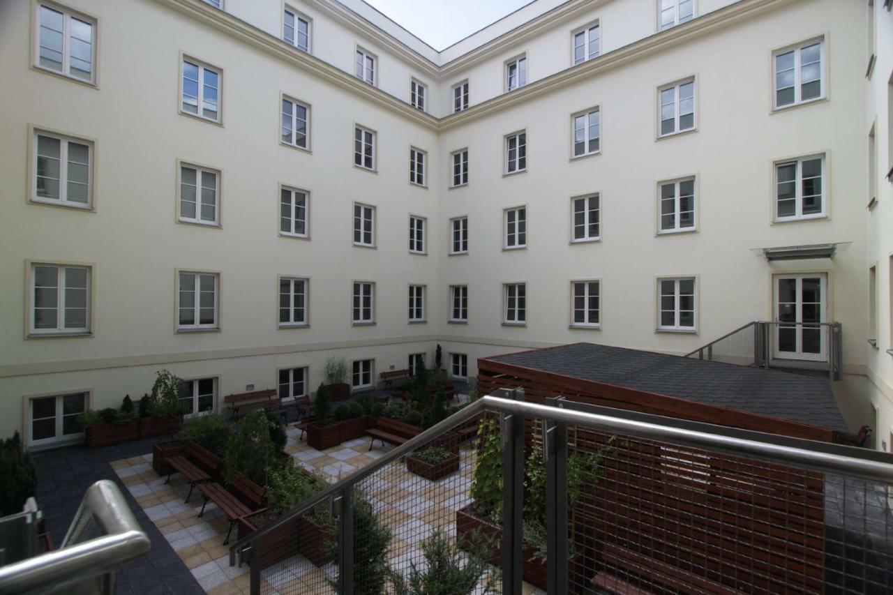 Dom Pomocy Studentom Hostel Warsaw Luaran gambar